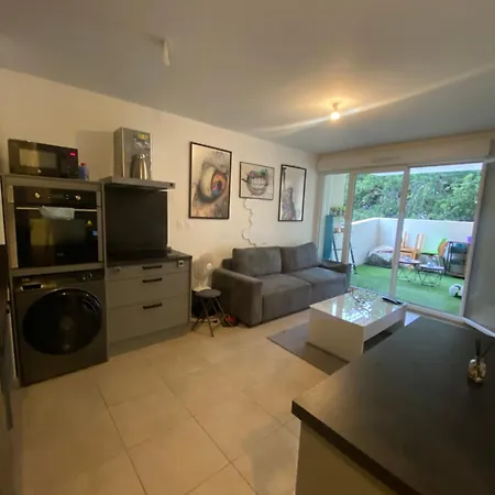 Pleasant 1-bedroom In Apartament *